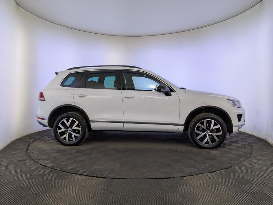 Volkswagen Touareg II Рестайлинг Москва  - изображение 4
