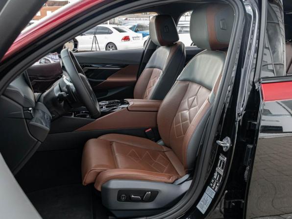 BMW 5 серии VIII (G60/G61/G68) с пробегом 2023 года, цена 7 460 000 рублей, 30269 км, седан, Автокод Объявления