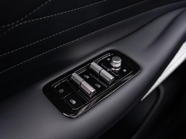 Geely Galaxy Starship 7 с пробегом 2025 года, цена 3 675 000 рублей, 34 км, внедорожник, Автокод Объявления