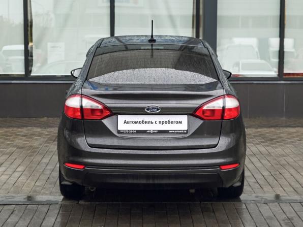 Ford Fiesta Mk6 Рестайлинг с пробегом 2017 года, цена 699 000 рублей, 197404 км, седан, Автокод Объявления