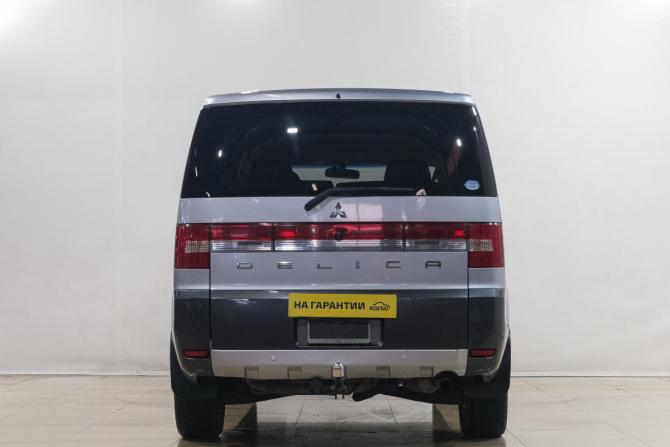 Mitsubishi Delica D:5 I с пробегом 2013 года, цена 2 249 000 рублей, 173000 км, минивэн, Автокод Объявления