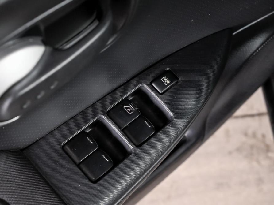 Nissan Note I Рестайлинг Екатеринбург  - изображение 14