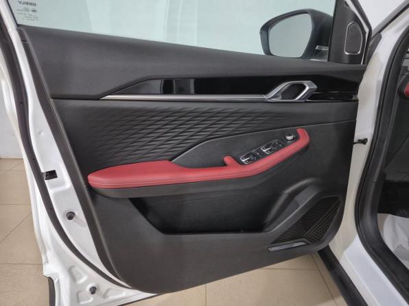 Geely Coolray I Рестайлинг с пробегом 2024 года, цена 2 195 000 рублей, 16573 км, внедорожник, Автокод Объявления