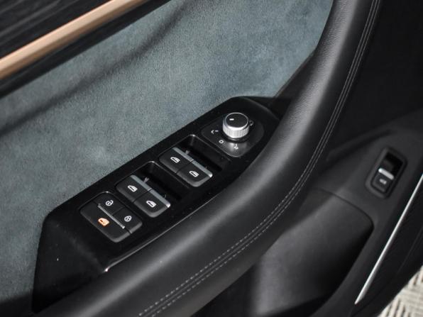 Geely Monjaro I с пробегом 2021 года, цена 2 795 000 рублей, 95259 км, внедорожник, Автокод Объявления