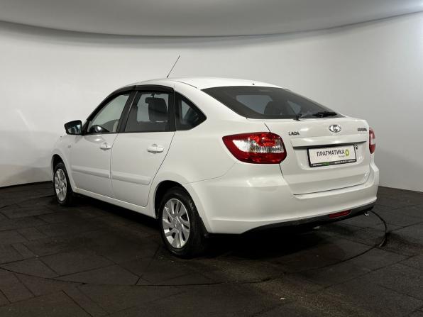Lada (ВАЗ) Granta I с пробегом 2017 года, цена 449 900 рублей, 202000 км, лифтбек, Автокод Объявления