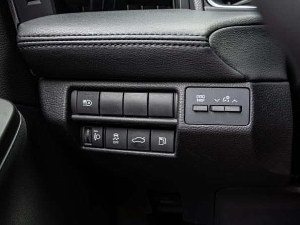 Toyota Avalon V с пробегом 2022 года, цена 3 390 000 рублей, 41515 км, седан, Автокод Объявления
