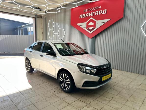 Lada (ВАЗ) Vesta I с пробегом 2021 года, цена 914 000 рублей, 122085 км, седан, Автокод Объявления