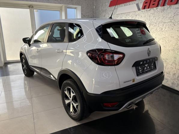 Renault Kaptur I с пробегом 2018 года, цена 1 599 000 рублей, 101250 км, внедорожник, Автокод Объявления