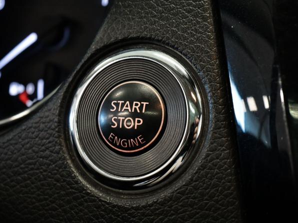 Nissan Qashqai II с пробегом 2016 года, цена 1 580 000 рублей, 125710 км, внедорожник, Автокод Объявления