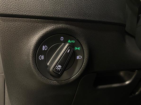 Skoda Karoq I с пробегом 2020 года, цена 2 298 000 рублей, 81991 км, внедорожник, Автокод Объявления