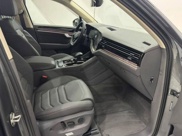 Новый Volkswagen Touareg III Рестайлинг 2025 года, цена 8 199 000 рублей, внедорожник, Автокод Объявления