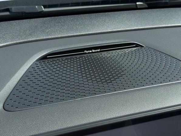 Geely Atlas II с пробегом 2026 года, цена 3 200 000 рублей, 25 км, внедорожник, Автокод Объявления