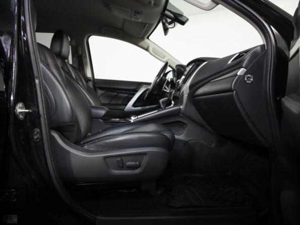 Mitsubishi Pajero Sport III с пробегом 2018 года, цена 2 699 000 рублей, 181918 км, внедорожник, Автокод Объявления