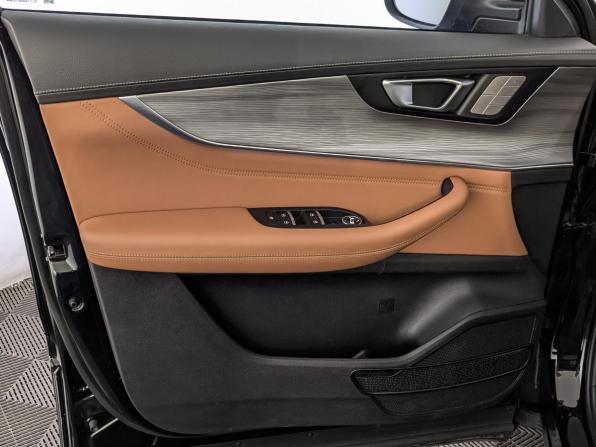 Chery Tiggo 8 Pro e+ с пробегом 2023 года, цена 2 470 000 рублей, 34239 км, внедорожник, Автокод Объявления