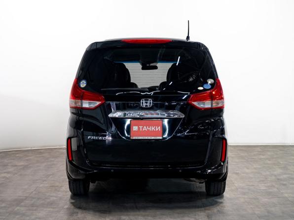 Honda Freed II Рестайлинг с пробегом 2019 года, цена 1 650 000 рублей, 40329 км, компактвэн, Автокод Объявления