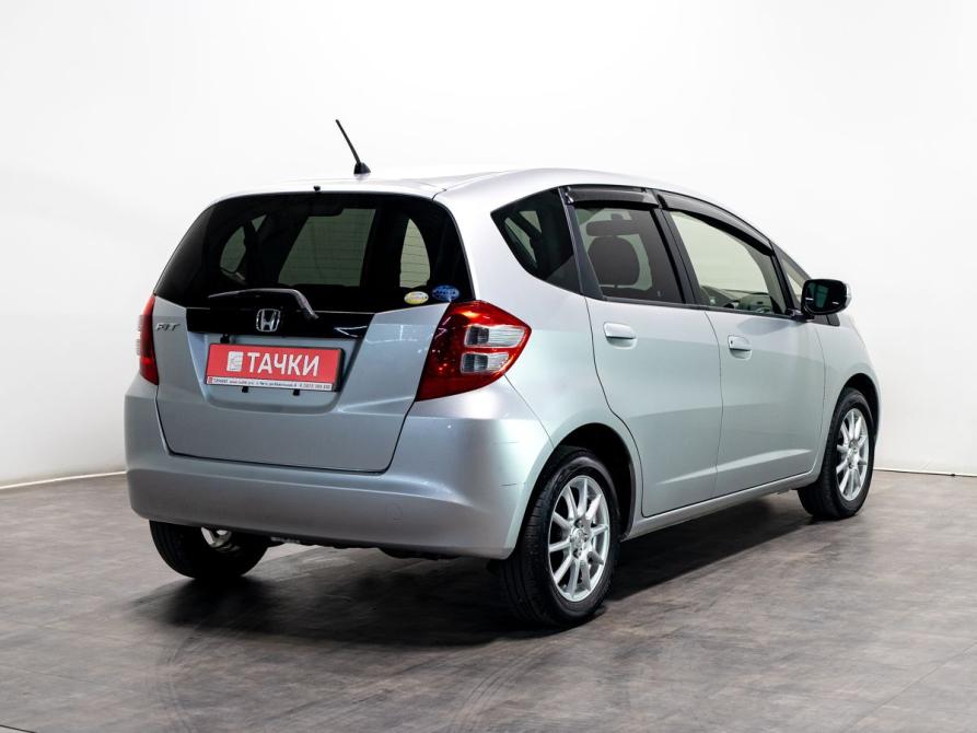 Honda Fit II Чита  - изображение 3