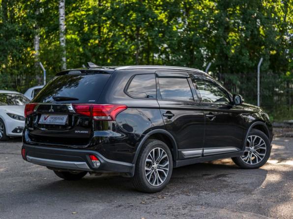Mitsubishi Outlander III Рестайлинг 2 с пробегом 2017 года, цена 1 485 000 рублей, 179053 км, внедорожник, Автокод Объявления