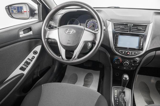Hyundai Solaris I с пробегом 2013 года, цена 819 000 рублей, 224000 км, седан, Автокод Объявления