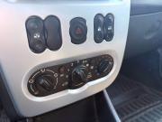 Renault Logan I Рестайлинг Ростов-на-Дону  - изображение 32