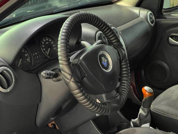 Renault Sandero I с пробегом 2014 года, цена 640 000 рублей, 255710 км, хэтчбек, Автокод Объявления