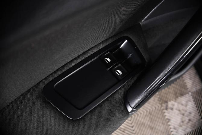 Volkswagen Golf VII с пробегом 2013 года, цена 959 000 рублей, 135000 км, хэтчбек, Автокод Объявления