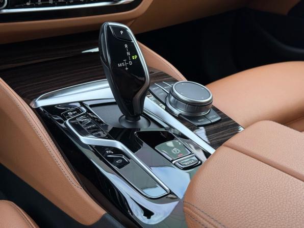 BMW 5 серии VII (G30/G31/G38) Рестайлинг с пробегом 2021 года, цена 4 800 000 рублей, 45496 км, седан, Автокод Объявления