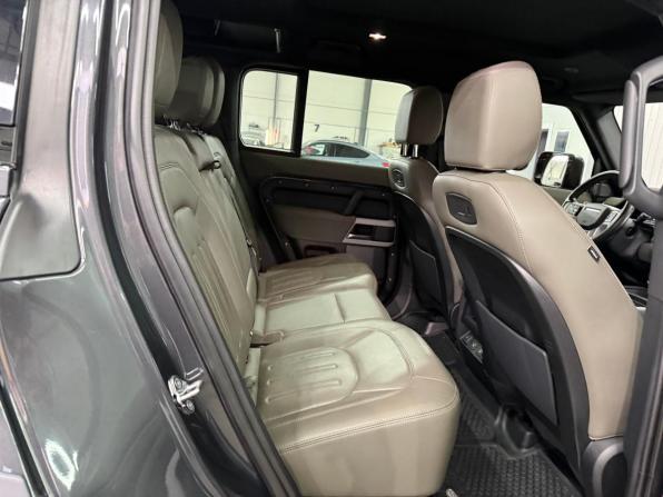 Land Rover Defender II с пробегом 2021 года, цена 4 997 000 рублей, 79641 км, внедорожник, Автокод Объявления