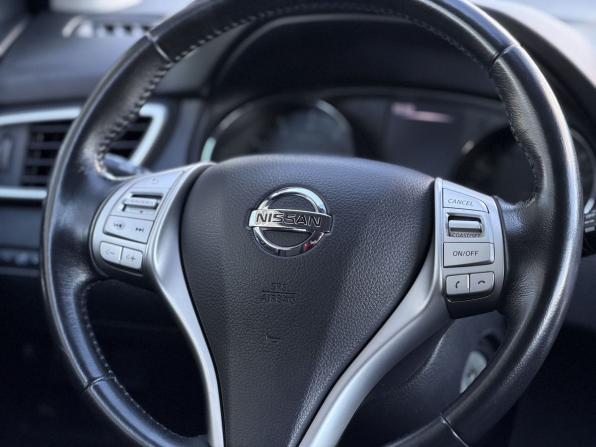 Nissan Qashqai II с пробегом 2018 года, цена 1 590 000 рублей, 128398 км, внедорожник, Автокод Объявления