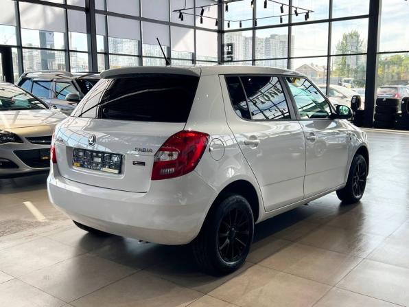 Skoda Fabia II Рестайлинг с пробегом 2013 года, цена 750 000 рублей, 136077 км, хэтчбек, Автокод Объявления