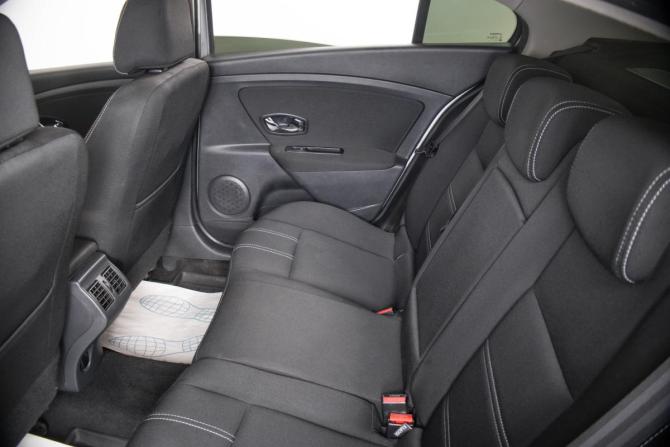 Renault Fluence I Рестайлинг с пробегом 2013 года, цена 699 000 рублей, 175000 км, седан, Автокод Объявления