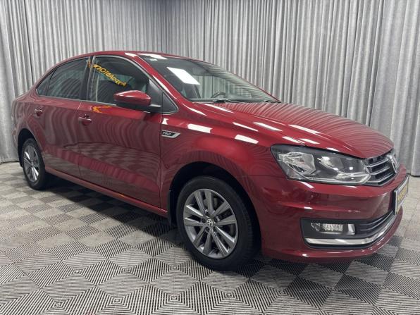 Volkswagen Polo V Рестайлинг с пробегом 2019 года, цена 1 330 000 рублей, 96703 км, седан, Автокод Объявления