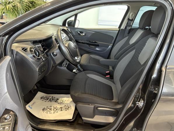 Renault Kaptur I с пробегом 2017 года, цена 1 449 000 рублей, 121053 км, внедорожник, Автокод Объявления