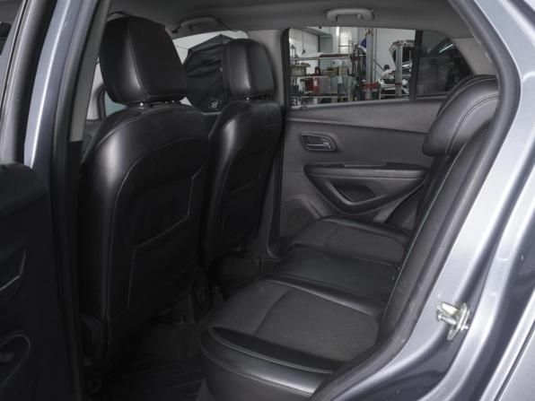 Chevrolet Tracker III с пробегом 2015 года, цена 920 000 рублей, 238924 км, внедорожник, Автокод Объявления