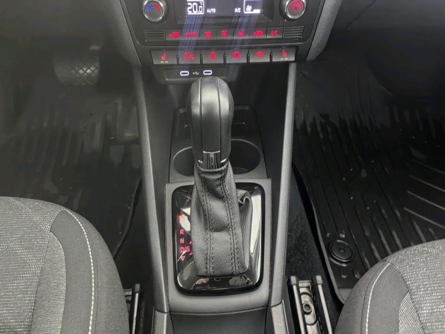 Volkswagen Polo VI Санкт-Петербург  - изображение 12