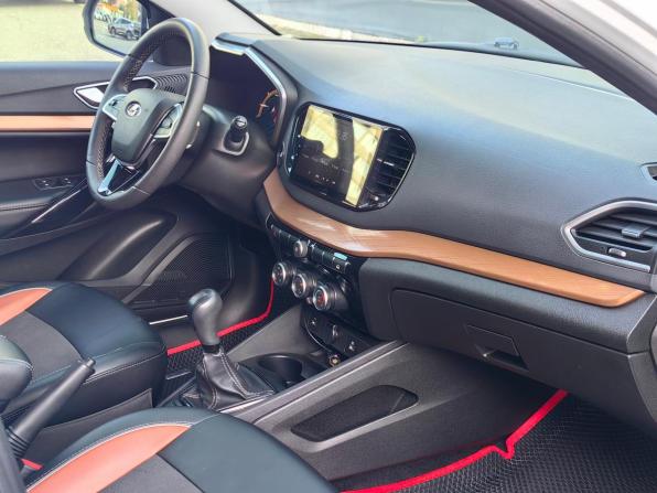 Lada (ВАЗ) Vesta I Рестайлинг (NG) с пробегом 2023 года, цена 1 325 000 рублей, 18000 км, седан, Автокод Объявления