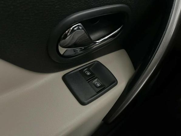 Renault Logan II с пробегом 2014 года, цена 765 000 рублей, 116665 км, седан, Автокод Объявления