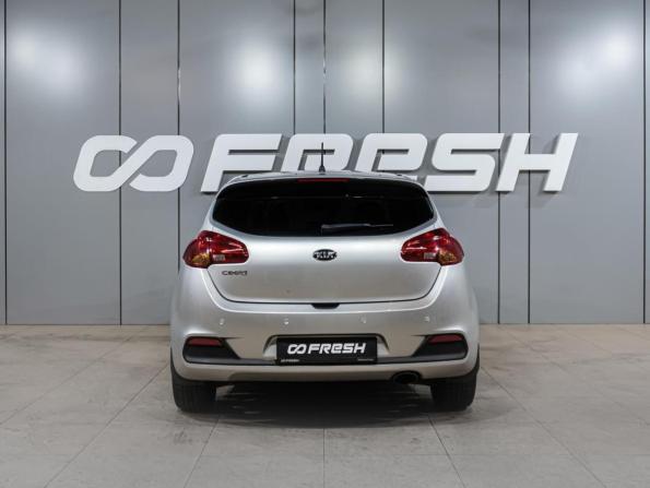 Kia Ceed II с пробегом 2014 года, цена 1 329 000 рублей, 130636 км, хэтчбек, Автокод Объявления