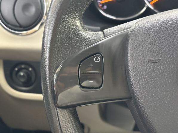 Renault Logan II с пробегом 2015 года, цена 899 000 рублей, 119339 км, седан, Автокод Объявления