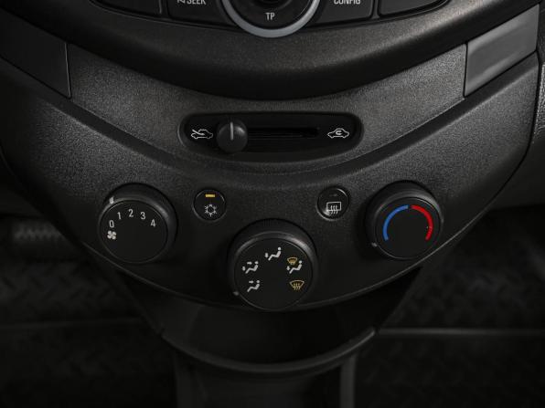 Ravon R2 с пробегом 2016 года, цена 750 000 рублей, 137395 км, хэтчбек, Автокод Объявления