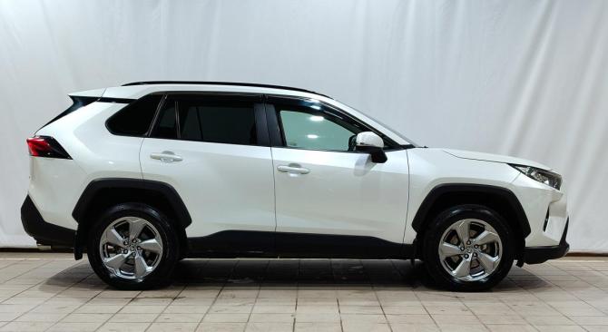 Toyota RAV4 V (XA50) с пробегом 2020 года, цена 3 750 000 рублей, 82450 км, внедорожник, Автокод Объявления