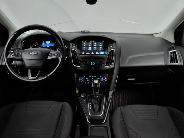 Ford Focus III Рестайлинг с пробегом 2019 года, цена 949 000 рублей, 232000 км, универсал, Автокод Объявления