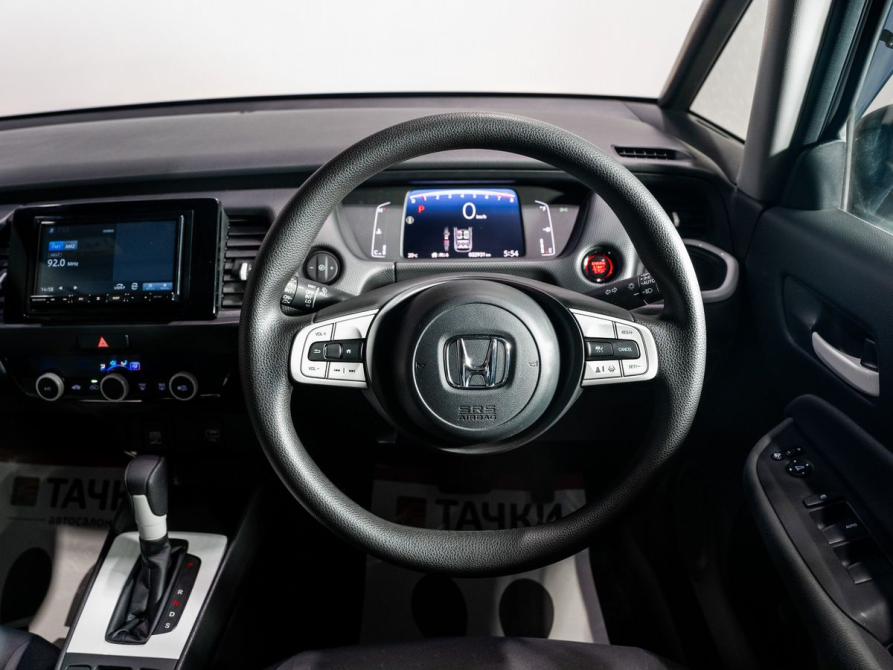 Honda Fit IV Чита  - изображение 8