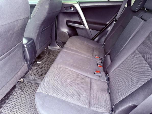 Toyota RAV4 IV (XA40) Рестайлинг с пробегом 2015 года, цена 2 050 000 рублей, 123000 км, внедорожник, Автокод Объявления