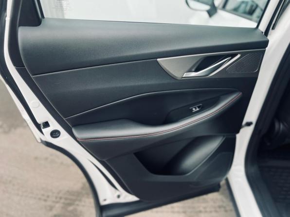 Changan CS35 Plus I Рестайлинг с пробегом 2024 года, цена 1 830 000 рублей, 32000 км, внедорожник, Автокод Объявления