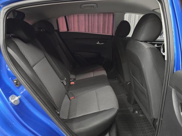 Kia Rio IV с пробегом 2018 года, цена 1 470 000 рублей, 92000 км, хэтчбек, Автокод Объявления