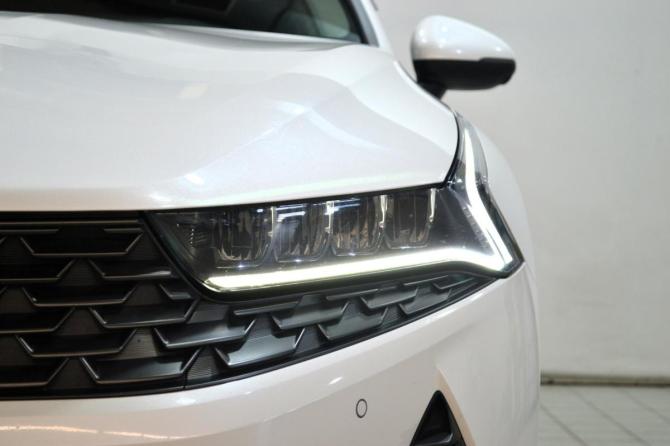 Kia K5 III с пробегом 2021 года, цена 2 350 000 рублей, 77357 км, седан, Автокод Объявления