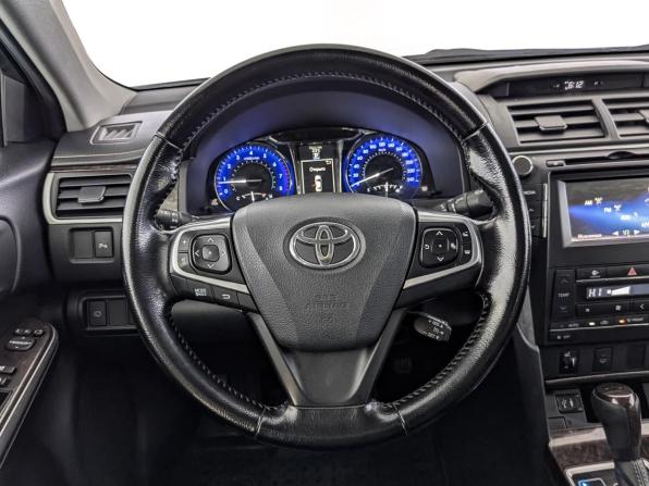 Toyota Camry VII (XV50) Рестайлинг с пробегом 2016 года, цена 2 095 000 рублей, 172500 км, седан, Автокод Объявления