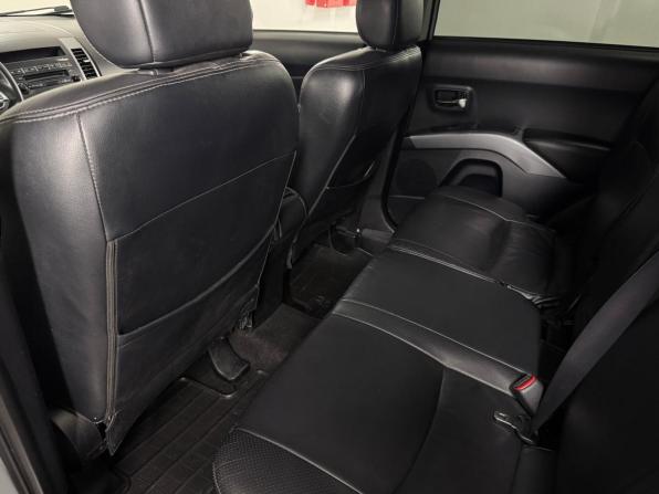 Mitsubishi Outlander II с пробегом 2007 года, цена 1 120 000 рублей, 301900 км, внедорожник, Автокод Объявления
