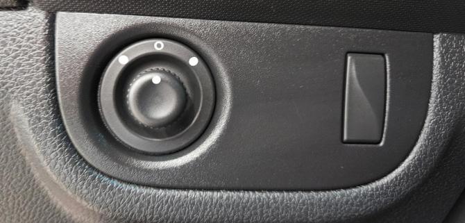 Renault Logan II с пробегом 2017 года, цена 767 000 рублей, 97299 км, седан, Автокод Объявления
