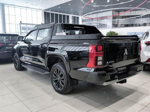Mitsubishi L200 VI с пробегом 2025 года, цена 5 799 000 рублей, 47 км, пикап, Автокод Объявления